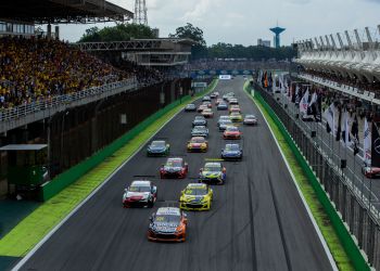 Loctite leva simulador da Stock Car para ativação em Interlagos