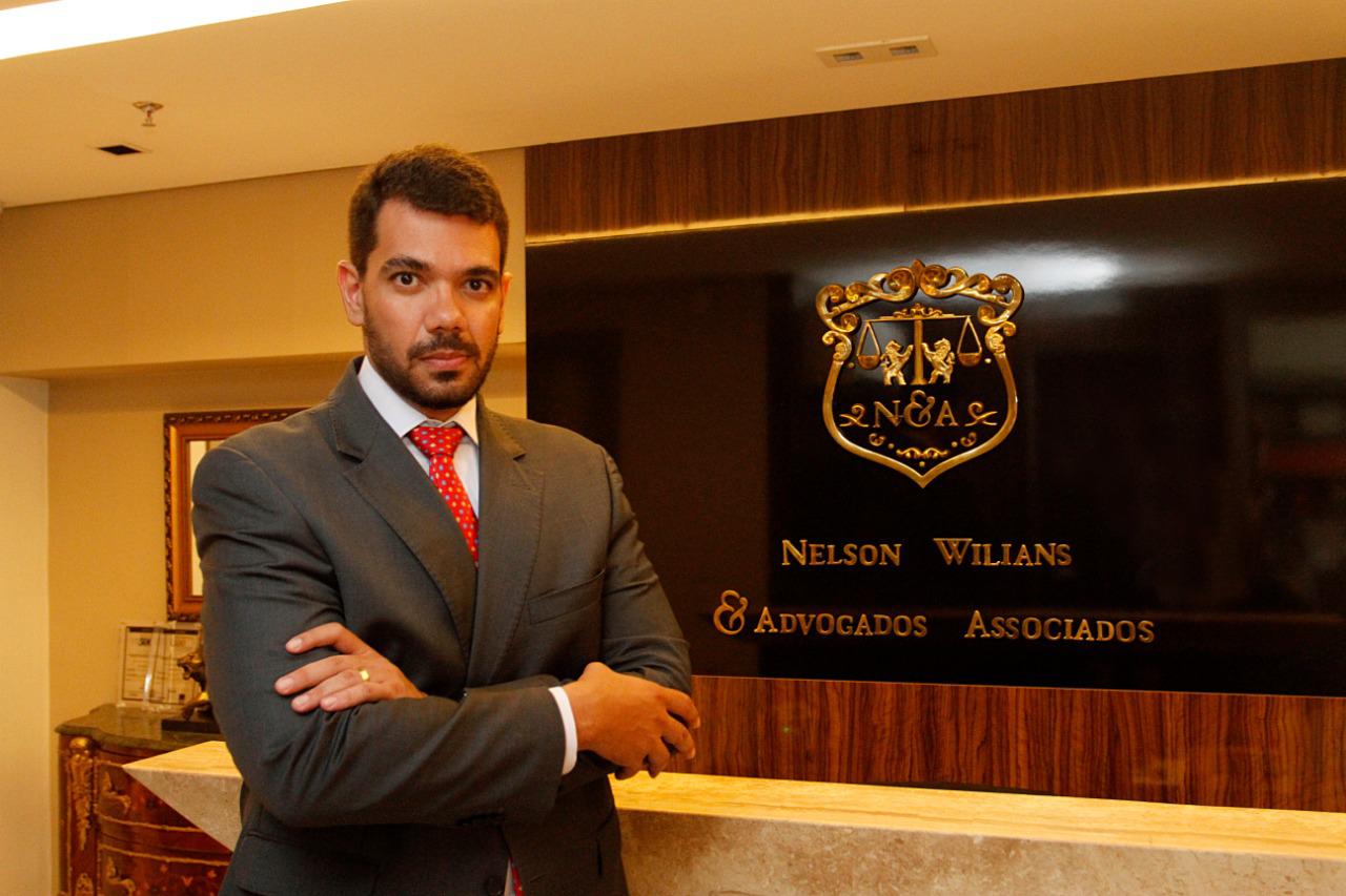 Dr Nelson Wilians chega a Manaus para cumprir agenda empresarial