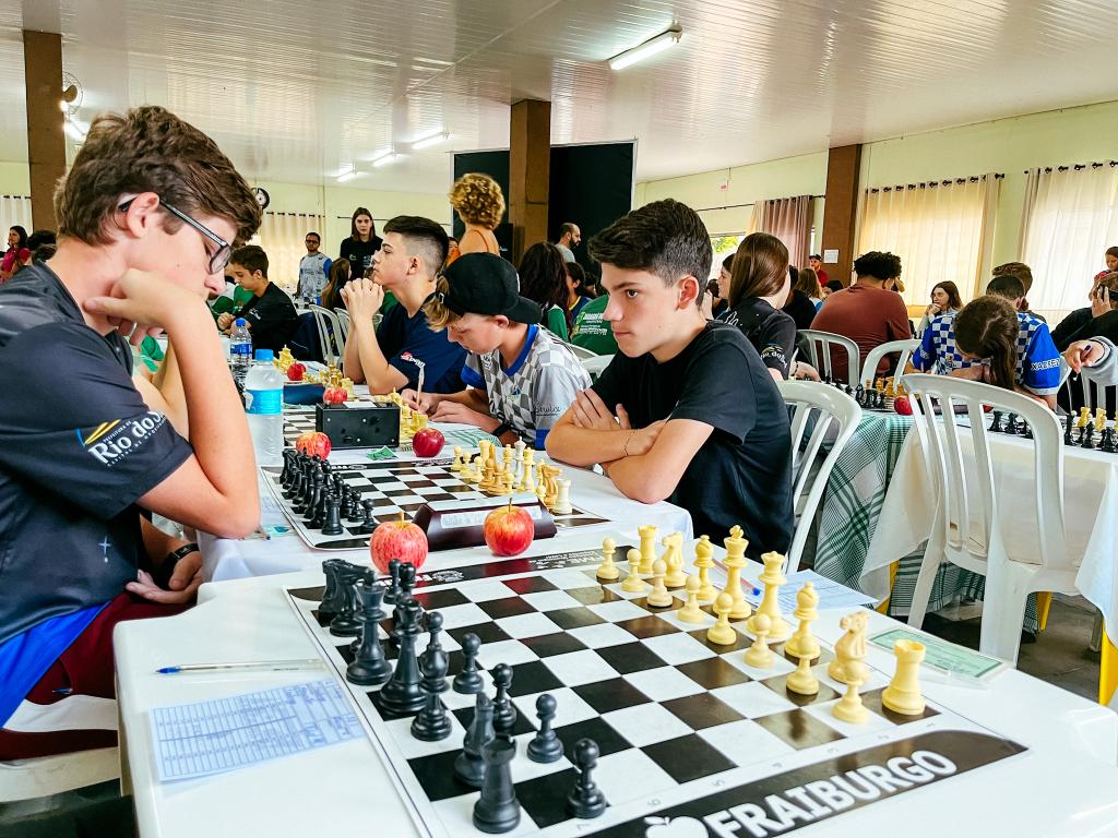 Produtos da categoria Jogos de xadrez à venda no São José dos Campos, Facebook Marketplace